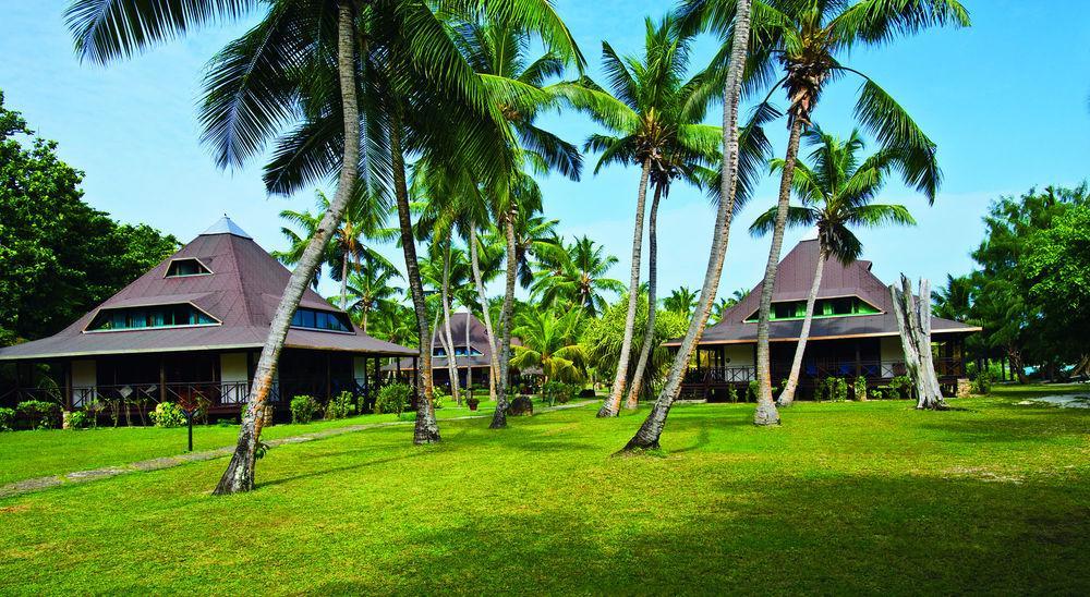 New Emerald Cove Hotel Baie Sainte Anne Exterior foto